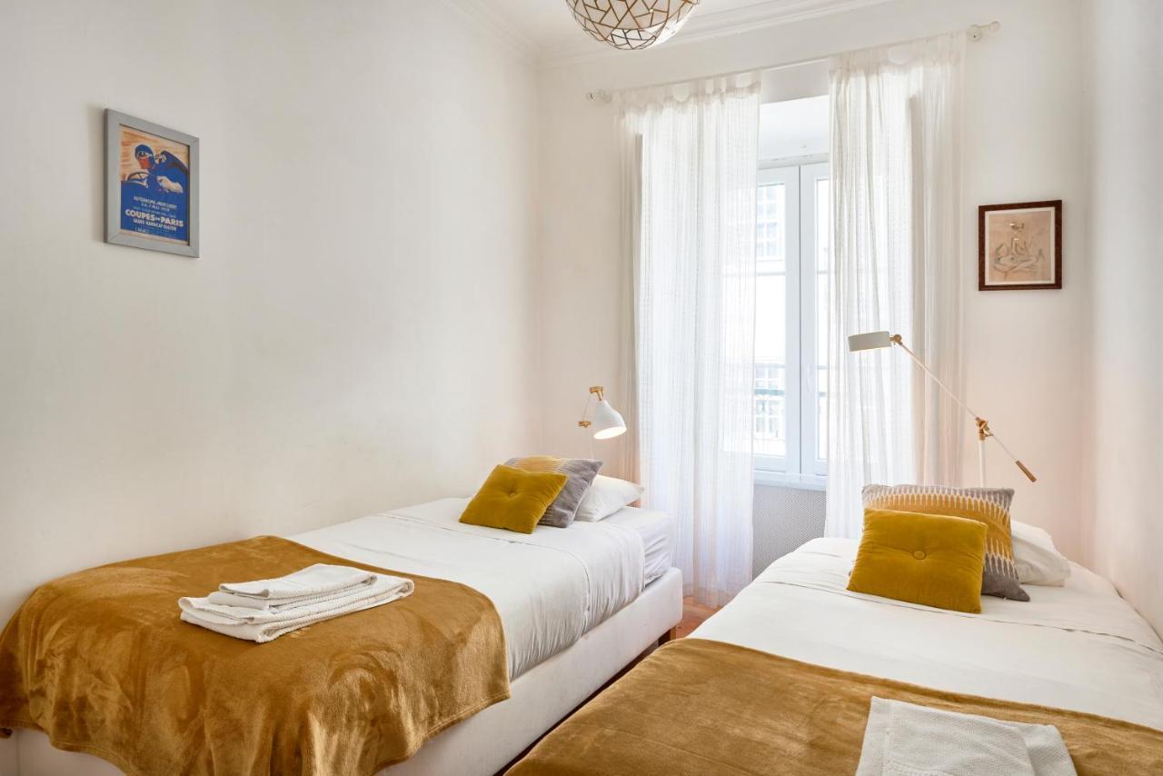 Spacious Bairro Alto Apartment With Courtyard, By Timecooler Lisboa Eksteriør bilde