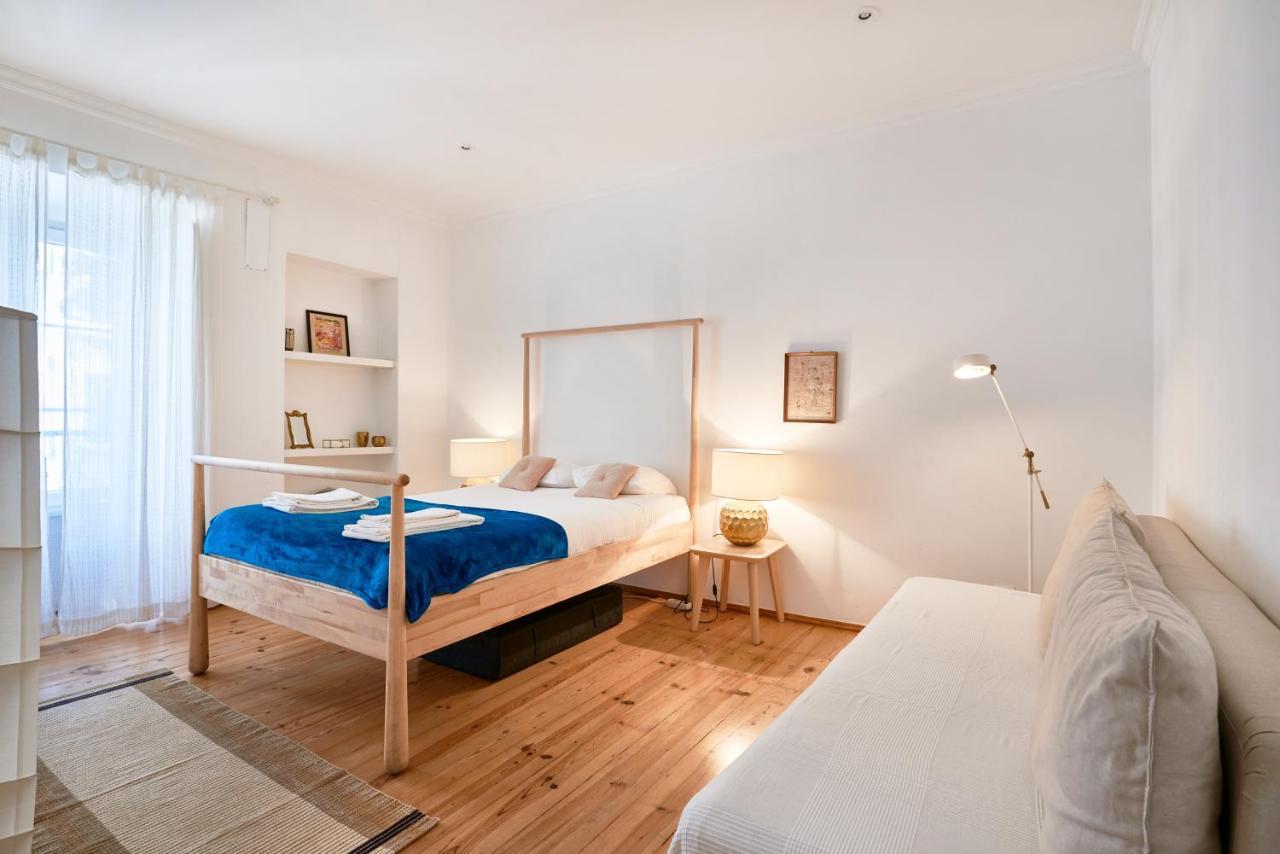 Spacious Bairro Alto Apartment With Courtyard, By Timecooler Lisboa Eksteriør bilde