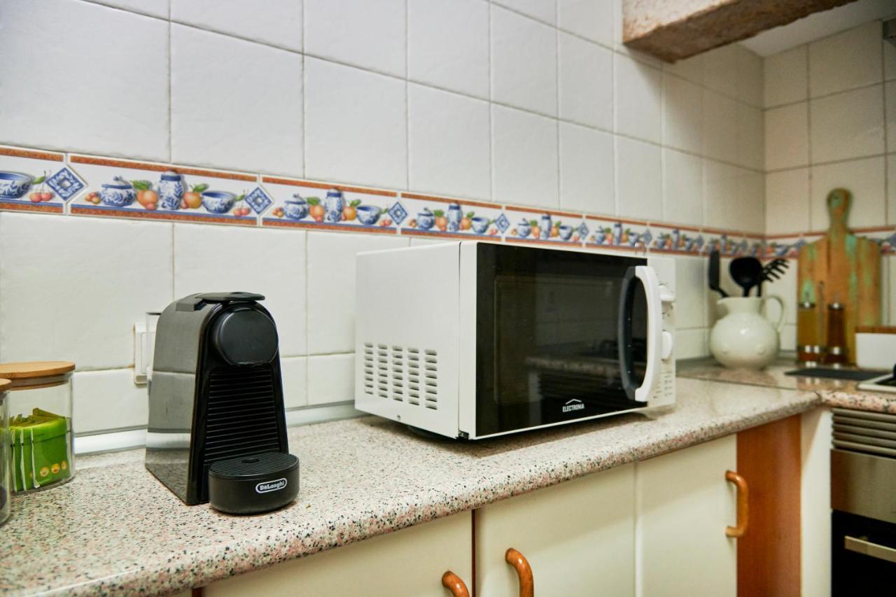 Spacious Bairro Alto Apartment With Courtyard, By Timecooler Lisboa Eksteriør bilde