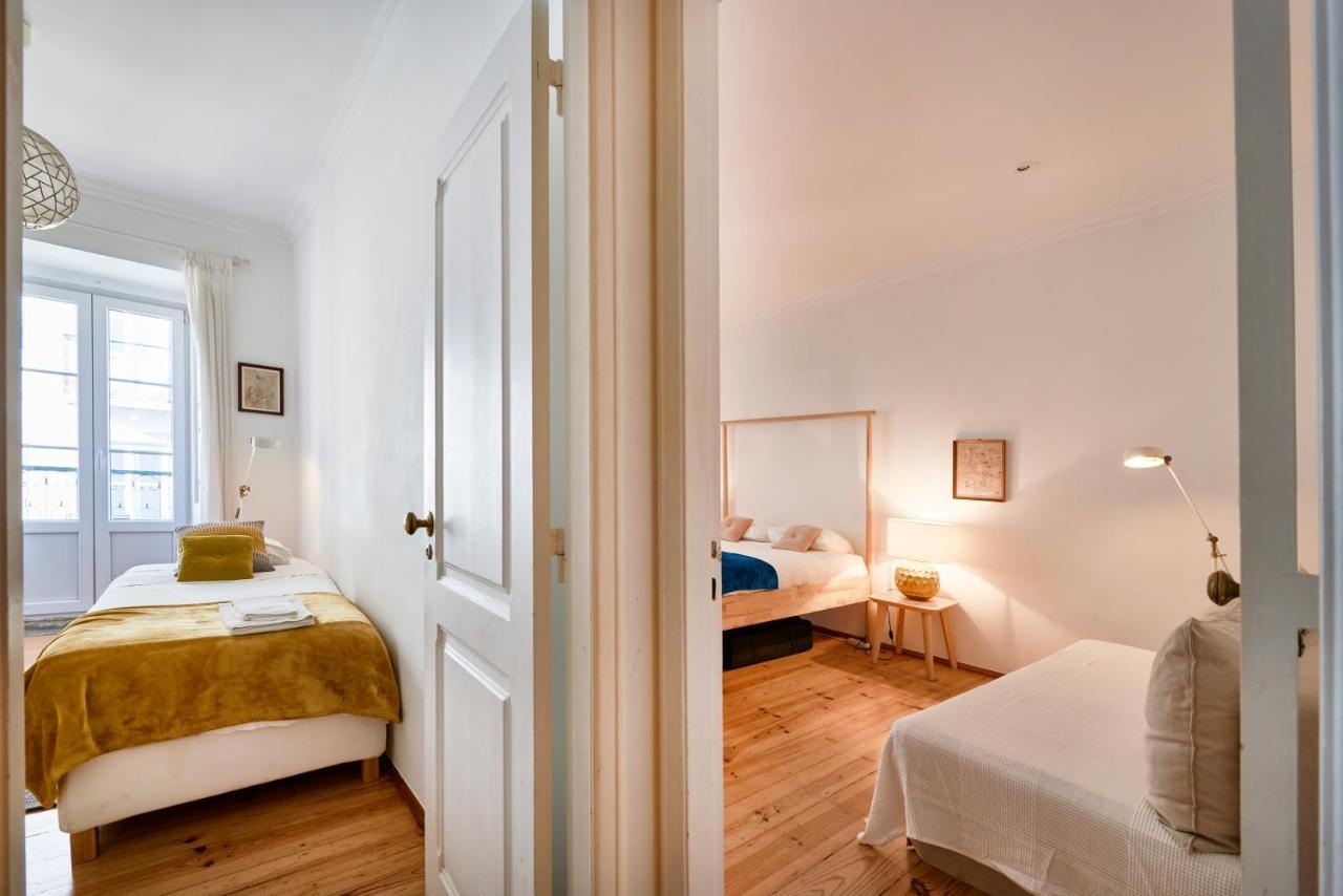 Spacious Bairro Alto Apartment With Courtyard, By Timecooler Lisboa Eksteriør bilde