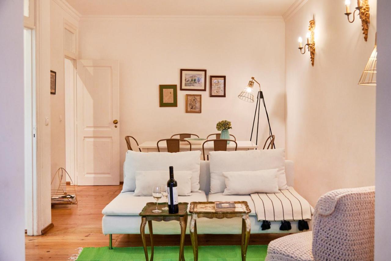 Spacious Bairro Alto Apartment With Courtyard, By Timecooler Lisboa Eksteriør bilde