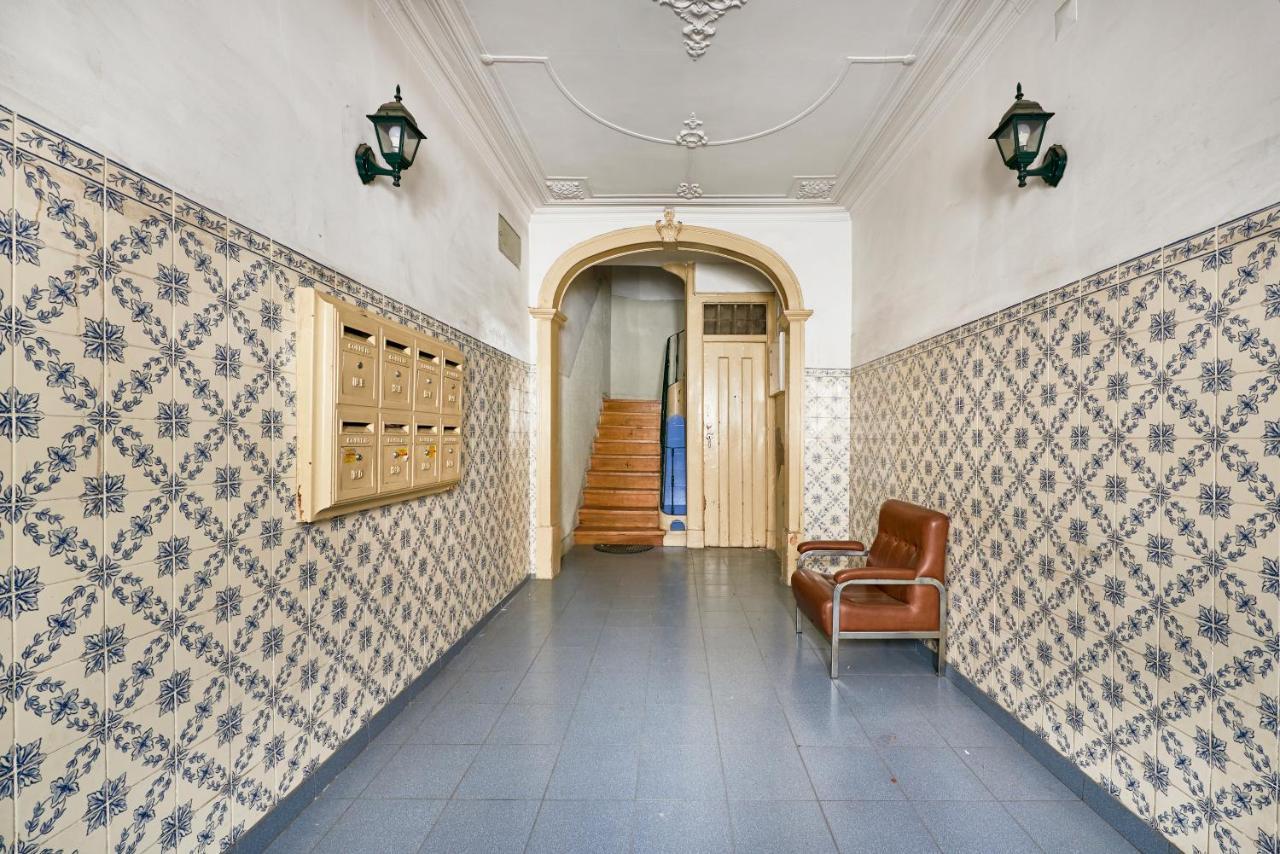 Spacious Bairro Alto Apartment With Courtyard, By Timecooler Lisboa Eksteriør bilde